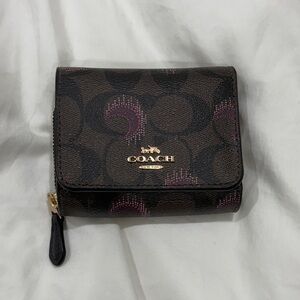 NEW Coach Compact Trifold Wallet in Brown Monogram with Purple Moon Print